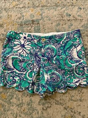 Lilly Pulitzer 5" Buttercup Scallop Hem Short Size 6